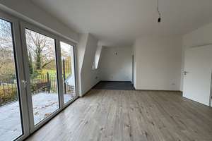Erstbezug: 4 Zimmer-Wohnung mit Weitblick ins Grüne! KFW 40