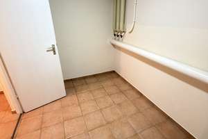Geplegtes Reihenendhaus mit Garage zu verkaufen – Die vollständige Adresse der Immobilie erhältst du vom Anbieter., 89231 Neu-Ulm – Vorschaubild 20