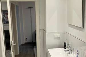 Helle 2-Zimmer Wohnung in Düsseltal mit direkten Blick auf die Düssel – Die vollständige Adresse der Immobilie erhältst du vom Anbieter., 40239 Düsseltal, Düsseldorf – Vorschaubild 6