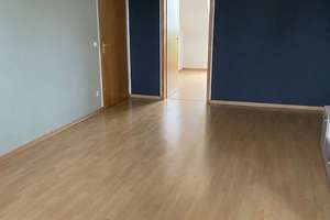 +++ Ein sonniger Traum - lichtdurchflutete 2 Zi. DG-WE mit Dachbalkon, Stpl.  &  Blick ins Grüne+++ – Engelsdorfer Straße 349, 4317 Engelsdorf, Leipzig – Vorschaubild 4