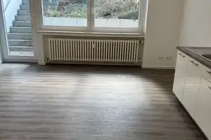 Ruhig gelegenes Apartment mit kl. Sonnenterasse, ideal für Studenten Fach Hochschule Düsseldorf – Thomas-Mann-Straße 11, 40470 Düsseldorf – Vorschaubild 3