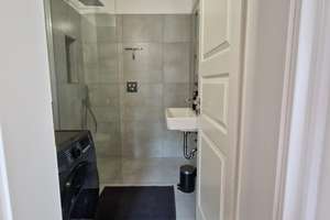 Ruhiges, möbliertes 2-Zimmer-Hinterhaus mit eigener Terrasse im beliebten Westend – Guldeinstraße 36, 80339 Westend, München – Vorschaubild 10