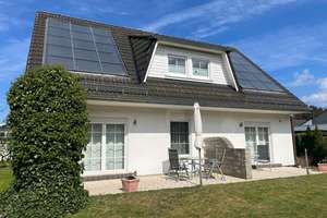 Einfamilienhaus mit Einliegerwohnung und Gästezimmer