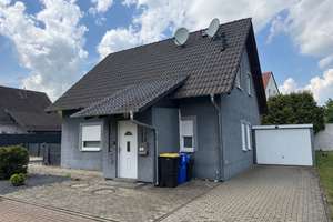 Modernes Einfamilienhaus mit Wintergarten & Fußbodenheizung in ruhiger Lage  – Edelhof 17, 38685 Langelsheim – Vorschaubild 1