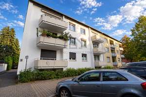 Schöne 3-Zi-Wohnung mit zwei Balkonen und Stellplatz – 60431 Ginnheim, Frankfurt am Main – Vorschaubild 13