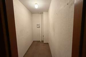 Ruhig gelegene 4-Zimmer ETW im 5. Stock mit Fahrstuhl direkt unterm sanierten Dach – Die vollständige Adresse der Immobilie erhältst du vom Anbieter., 24109 Mettenhof, Kiel – Vorschaubild 9
