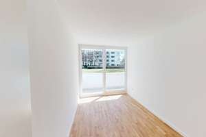 Großzügige 3-Zimmer-Wohnung mit zwei Balkonen – Dachauer Straße 184, 80992 Alt-Moosach, München – Vorschaubild 8