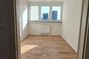 Helle ,kernsanierte 3-Zimmer Wohnung im 8. OG in Mannheim-Vogelstang – Brandenburger Strasse 40, 68309 Vogelstang, Mannheim – Vorschaubild 6