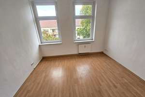 Super 2- Zimmerwohnung in Buckau inkl. Tageslichtbad mit Wanne + Abstellraum + Laminat & Fliesen – Schönebecker Str. 47, 39104 Buckau, Magdeburg – Vorschaubild 4