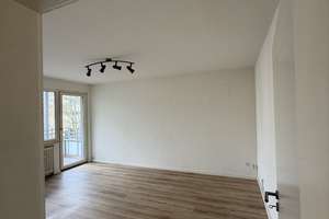 Helle 3-Zimmer-Wohnung mit Balkon - Text lesen – Die vollständige Adresse der Immobilie erhältst du vom Anbieter., 41065 Westend, Mönchengladbach – Vorschaubild 4