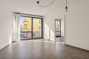 Aufzug, Traumfahrradraum & Fußbodenheizung - bezugsfrei – Die vollständige Adresse der Immobilie erhältst du vom Anbieter., 10249 Friedrichshain, Berlin – Vorschaubild 2