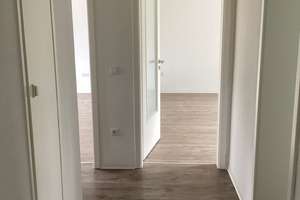 Schöne 3,5-Zimmer-Wohnung mit Tageslichtbad und 2 Balkone – Süntelstr. 10, 30419 Stöcken, Hannover – Vorschaubild 12