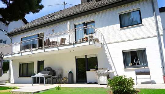 Bild von Vielseitiges Einfamilienhaus in Idstein mit ELW und großem Garten!
