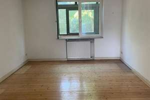 Chakteristisches Reihenmittelhaus mit individuellem Gestaltungspotenzial – Die vollständige Adresse der Immobilie erhältst du vom Anbieter., 30519 Waldhausen, Hannover – Vorschaubild 6