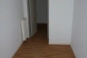 direkt neben der UNI / WG geeignete, großzügige 2 Zi. Wohnung mit Wohnküche / EBK zu vermieten – Kaulenberg 4, 6108 Halle (Saale) – Vorschaubild 5