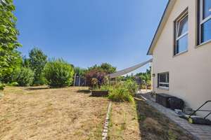 - Wohntraum - KfW-70-Haus mit Kamin, PV-Anlage und 927 m² Grundstück in Ruhiger Lage von Echzell – Die vollständige Adresse der Immobilie erhältst du vom Anbieter., 61209 Echzell – Vorschaubild 6