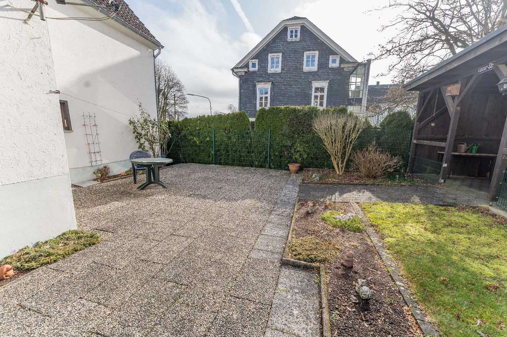 Immobilie in Gummersbach - Historisches Einfamilienhaus mit viel Potenzial - Sanierungsprojekt im Zentrum von Gummersbach - Bild 4