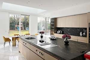 Luxuriöse und neuwertige Architekten-Villa in moderner Ästhetik mit Lift, Spa, Gym sowie Indoor- u – Die vollständige Adresse der Immobilie erhältst du vom Anbieter., 41063 Windberg, Mönchengladbach – Vorschaubild 4