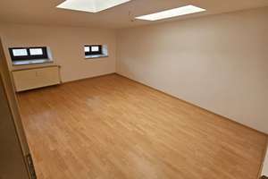Individuelle 2-Zimmer-Wohnung im Dachgeschoss zu vermieten – Schöninger Straße 4/5, 39122 Sudenburg, Magdeburg – Vorschaubild 3