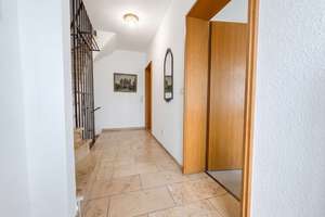 Großzügiger Familientraum mit Dachterrasse, Garten, Garage & 6 Zimmern in Niederkassel – Die vollständige Adresse der Immobilie erhältst du vom Anbieter., 53859 Niederkassel – Vorschaubild 21