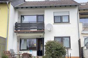 Gepflegtes Reihenmittelhaus in guter Lage! – Die vollständige Adresse der Immobilie erhältst du vom Anbieter., 55606 Kirn – Vorschaubild 3