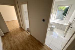 Charmante 2-Zimmer-Wohnung mit Balkon in ruhiger Wohnlage – Horststr. 36, 47137 Untermeiderich, Duisburg – Vorschaubild 3