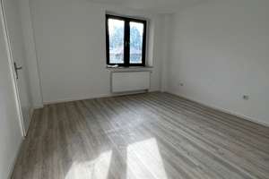 Attraktive 2-Zimmer-Wohnung mit Gartenanteil – Seestr. 15, 45359 Frintrop, Essen – Vorschaubild 2