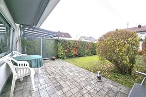 Charmantes Reihenhaus mit viel Potiential in schöner, ruhiger Lage – Die vollständige Adresse der Immobilie erhältst du vom Anbieter., 89233 Neu-Ulm – Vorschaubild 3