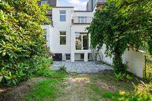 Bremen-Schwachhausen | Saniertes Altbremer Haus mit historischem Charme und modernstem Wohnkomfort – Die vollständige Adresse der Immobilie erhältst du vom Anbieter., 28211 Radio Bremen, Bremen – Vorschaubild 26