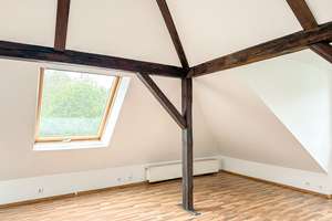 Romantischer Altbau über den Dächern Bochums - 2,5 Zimmer mitten in der Stadt! – Antoniusstraße 12, 44793 Kruppwerke, Bochum – Vorschaubild 2