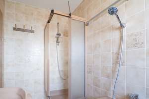 Zweifamilienhaus | leerstehend | Doppelgarage | 1.085 m² | Abtswind – Die vollständige Adresse der Immobilie erhältst du vom Anbieter., 97355 Abtswind – Vorschaubild 14