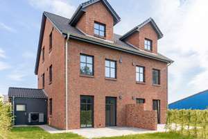 Property thumbnail 1