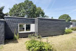 6 – Zimmer – Bungalow in gefragter Remscheider Wohnlage zu verkaufen – Föhrenstraße 27, 42855 Neuenkamp, Remscheid – Vorschaubild 2
