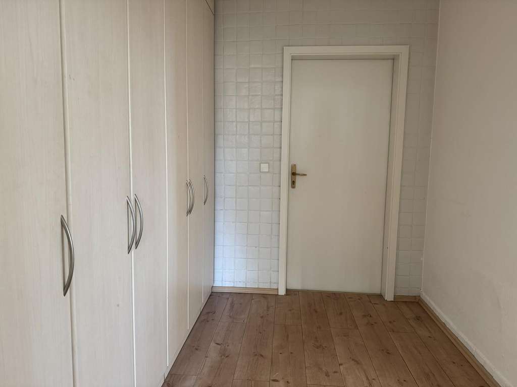 Immobilie in Freudenstadt - Charmante, modernisierte 2-Zimmer-Wohnung mit Freisitz – attraktiv vermietbar - Bild 2