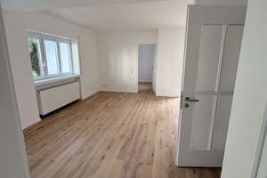 Neu modernisierte 4-Zimmer-Wohnung mit Terrasse und EBK in Stuttgart-West – Klopstockstr. 17, 70193 Hölderlinplatz, Stuttgart – Vorschaubild 4