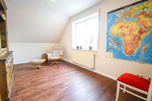 RESERVIERT ***Familienidyll in Ostrhauderfehn*
Traumhaus mit privatem Elternbereich * Wohlfühlen fü – Die vollständige Adresse der Immobilie erhältst du vom Anbieter., 26842 Ostrhauderfehn – Vorschaubild 66