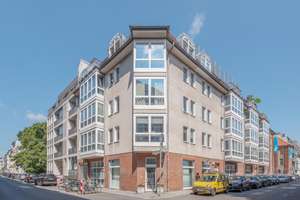Top-Lage im Scheunenviertel: Helle Dachgeschosswohnung mit Blick auf den Fernsehturm – Die vollständige Adresse der Immobilie erhältst du vom Anbieter., 10119 Mitte (Ortsteil), Berlin – Vorschaubild 9