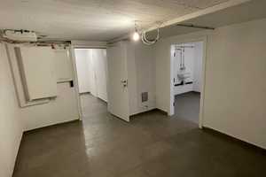 Saniertes Haus mit vier Zimmern und EBK in München – Finsingstraße 38, 81735 München – Vorschaubild 16