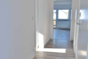 2-Zimmer-Dachgeschoß-Wohnung mit EBK und Balkon in Wernau – Wiesenweg 6, 73249 Wernau (Neckar) – Vorschaubild 8
