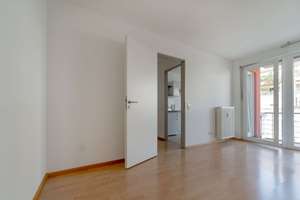 SOFORT BEZUGSFREIE helle 2-Zimmer-Wohnung mit Balkon - ideal zur Eigennutzung oder zur Kapitalanlage – Die vollständige Adresse der Immobilie erhältst du vom Anbieter., 79108 Zähringen, Freiburg im Breisgau – Vorschaubild 8