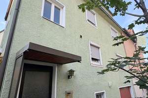 Dreifamilienhaus (aufgeteilt) mit Ausbaupotenzial in attraktiver Lage im Herzen von Vaihingen – Die vollständige Adresse der Immobilie erhältst du vom Anbieter., 70563 Vaihingen-Mitte, Stuttgart – Vorschaubild 8