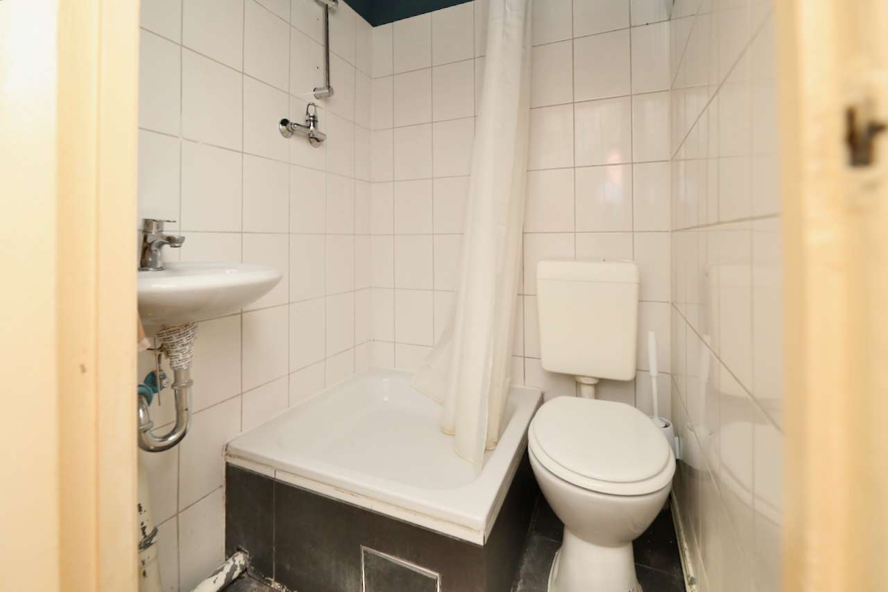 BEQUEMES HOCHPARTERRE - MIT POTENTIAL - GGFS. MÖGLICHKEIT EINES SONDERNUTZUNGSRECHTS FÜR GARTENTEIL, Berlin – Bild 3