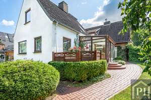 Haus statt Eigentumswohnung - Gepflegte Doppelhaushälfte mit Carport in Kiel-Hasseldieksdamm! – Die vollständige Adresse der Immobilie erhältst du vom Anbieter., 24109 Hasseldieksdamm, Kiel – Vorschaubild 1