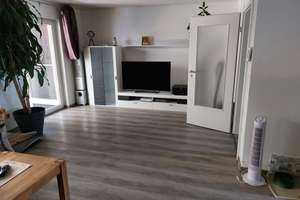 **Großzügiges Reiheneckhaus in Neuenstadt**