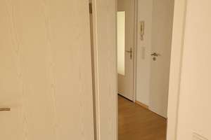 2-Zimmer-Dachgeschosswohnung für eine Person in Pforzheim - Zentrale Lage – Grenzstraße 10, 75172 Weststadt, Pforzheim – Vorschaubild 3