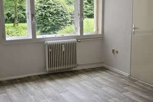 2-Zimmer-WE mit 2 PKW-Stellplätzen, hochparterre, renovierungsbedürftig, ruhige Grünlage – Richterstr. 11, 12105 Mariendorf, Berlin – Vorschaubild 6