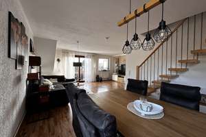 Charmante 3-Zimmer Maisonette-Wohnung im 2. OG in Duisburg-Buchholz – Die vollständige Adresse der Immobilie erhältst du vom Anbieter., 47249 Buchholz, Duisburg – Vorschaubild 2