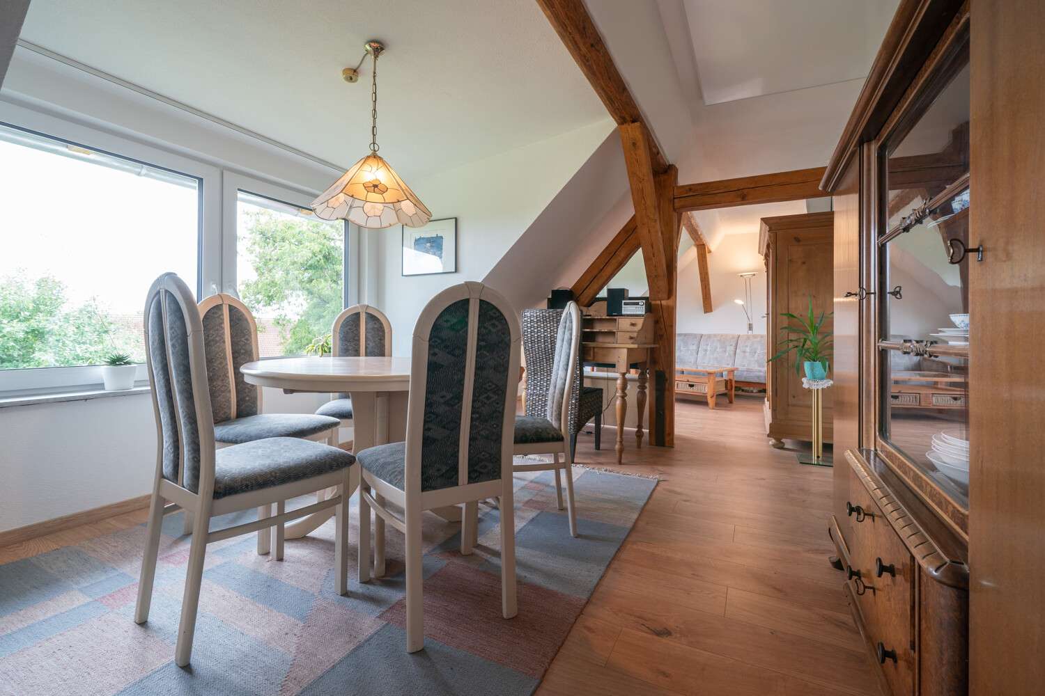 Immobilie in Fünfstetten - Ein Anwesen, das mehr kann! Pferde, Autos oder Hightech - hier haben Sie alle Möglichkeiten - Bild 1