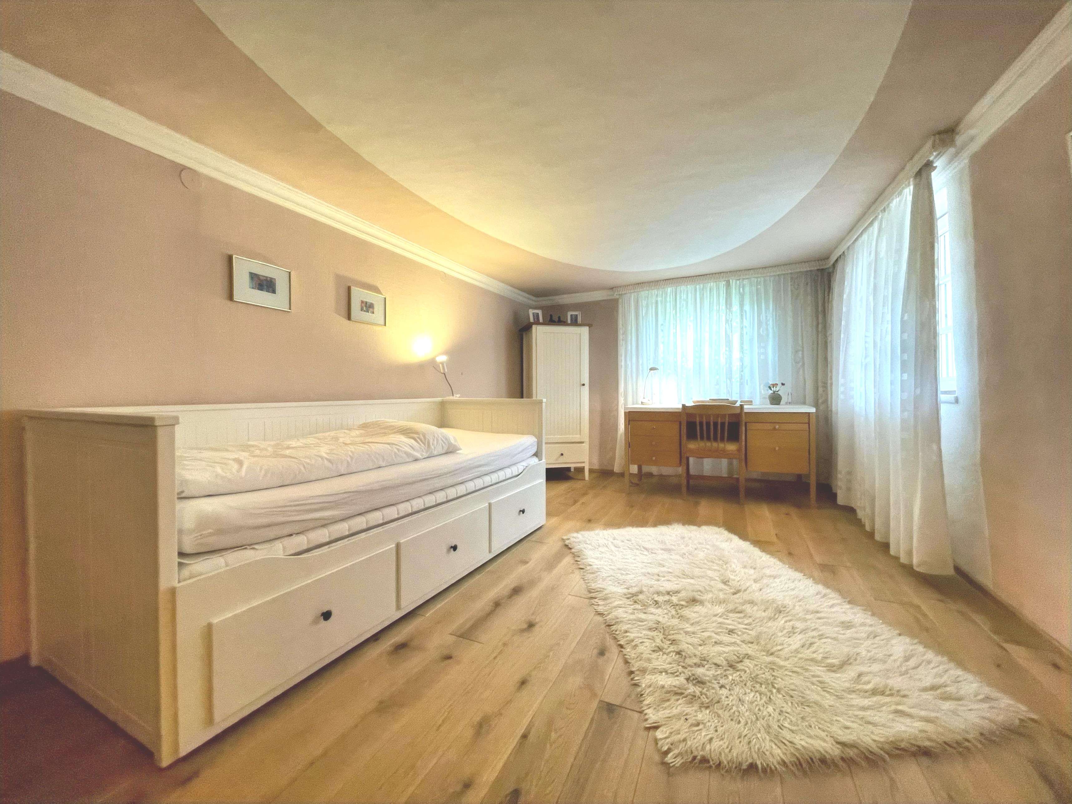 Immobilie in Unterthingau - Seltene Gelegenheit - stilvoll saniertes Bauernhaus mitten im Ostallgäu - Bild 2