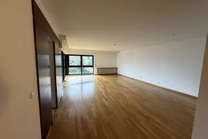 Großzügige 3-Zimmer-Wohnung im Bonner Bundesviertel und direkter Nachbarschaft des Rheinauenparks – Die vollständige Adresse der Immobilie erhältst du vom Anbieter., 53175 Hochkreuz, Bonn – Vorschaubild 2